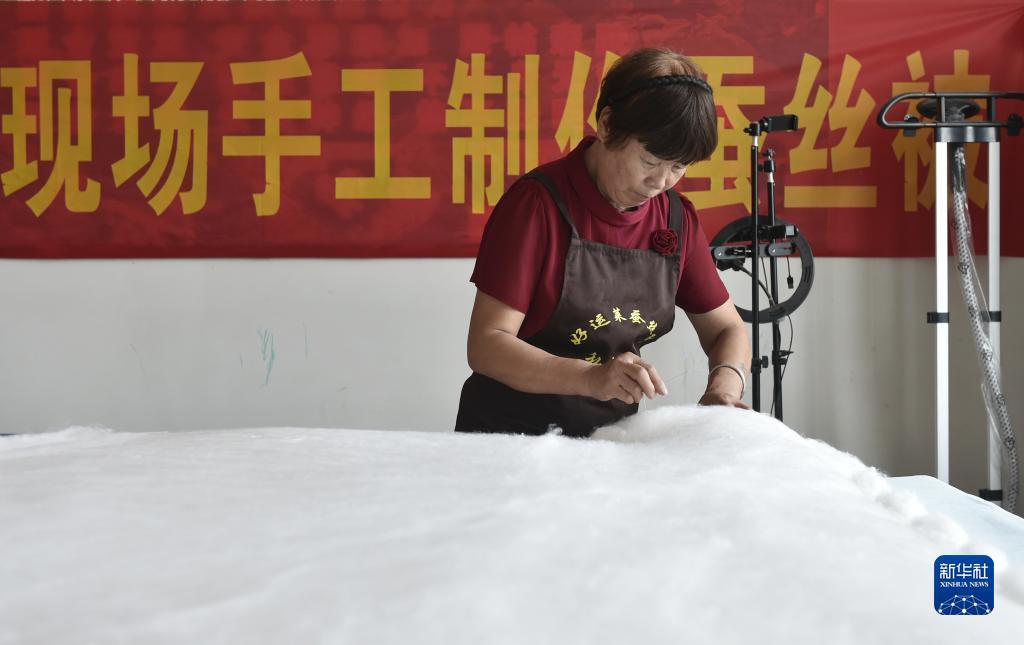 小白菜在线帮拉拉圈